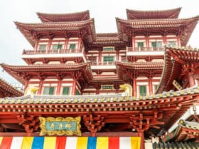 Buddha Tooth Relic temple in Chinatown, Singapore