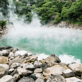 beitou hot springs text says taipei