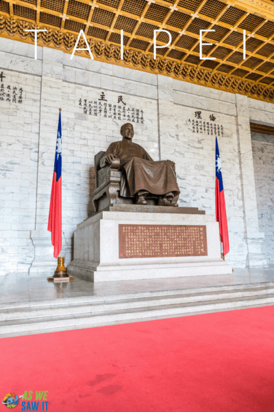 chiang kai shek statue text says taipei