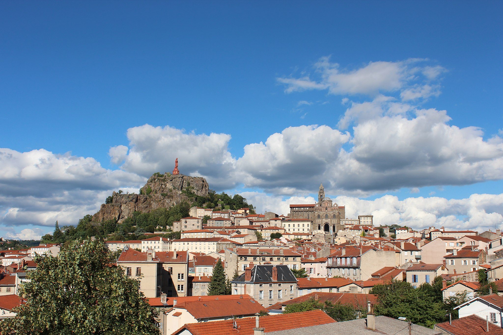Town of Le Puy en Velay, France, where author did his WWOOF volunteer work.