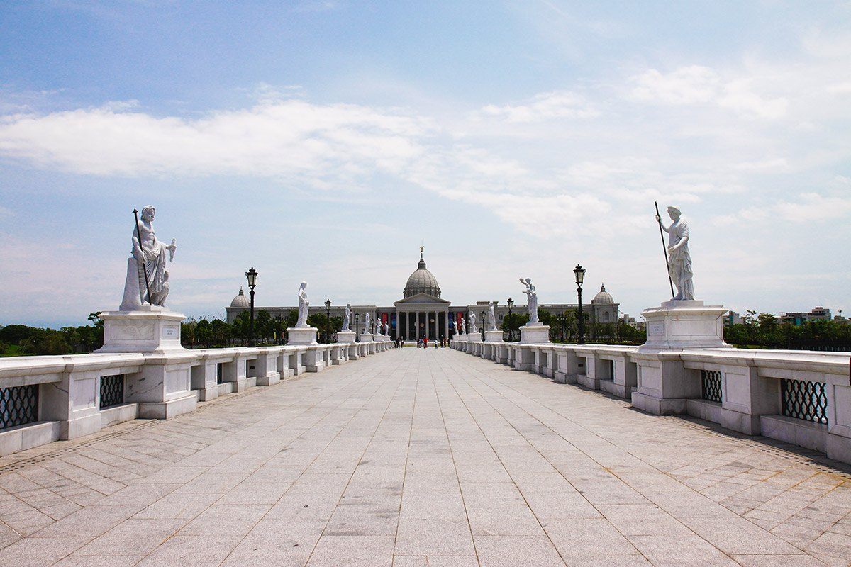 Chimei Museum entryway - top taiwan attraction