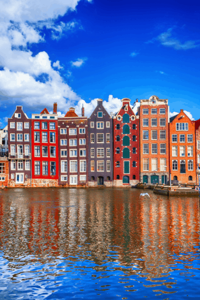 reflection of cutch buildings in amsterdam