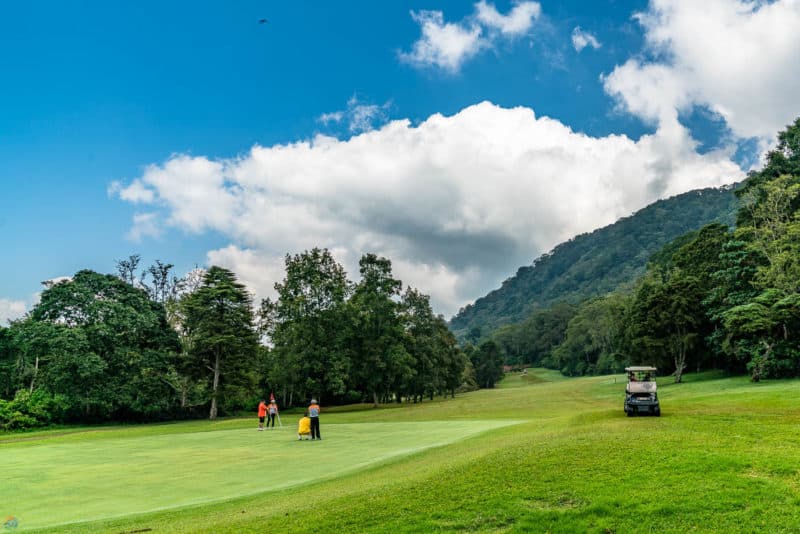 Handara's world class golf course next to the mountains.