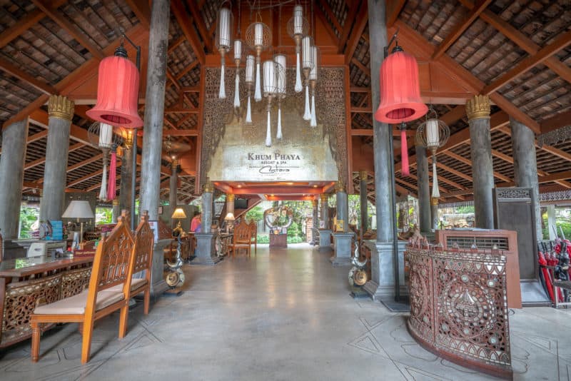centara khum phaya resort and spa chiang mai lobby