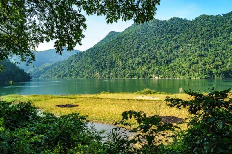 ba be lake bac kan