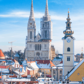 snowy zagreb katedralen teksten sier zagreb 