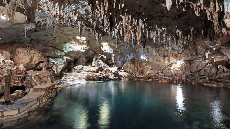 among the best things to see in the Philippines is Hinagdanan Cave in Bohol