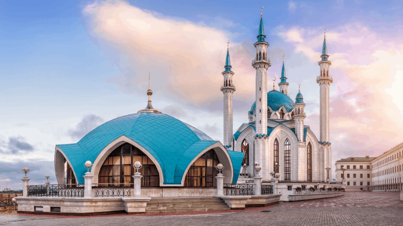 The city's kremlin is one of the most popular images on souvenirs of Kazan.