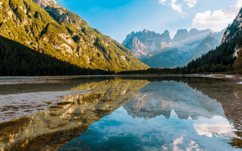 Lago di Sorapis in the Italian Dolimiti