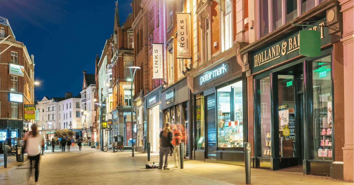 Grafton Street dublin at twilight
