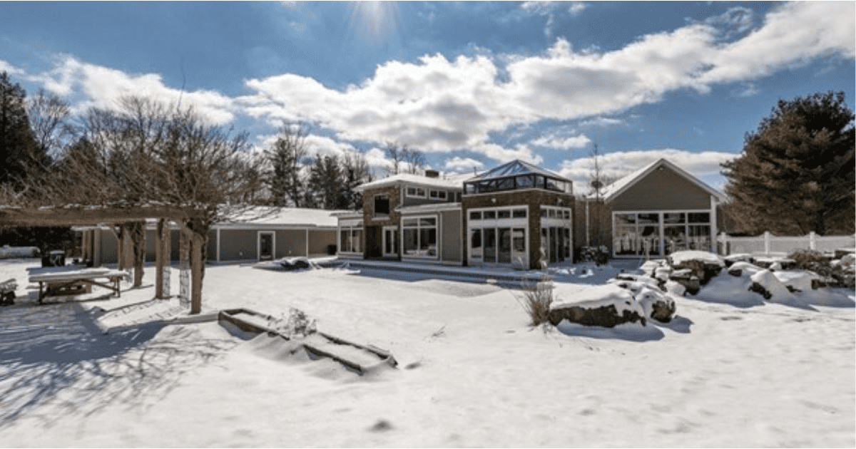 top rated vacation home in the poconos to rent