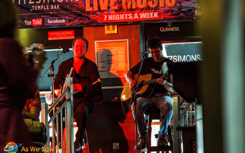 Men playing traditional Irish music in Temple Bar.