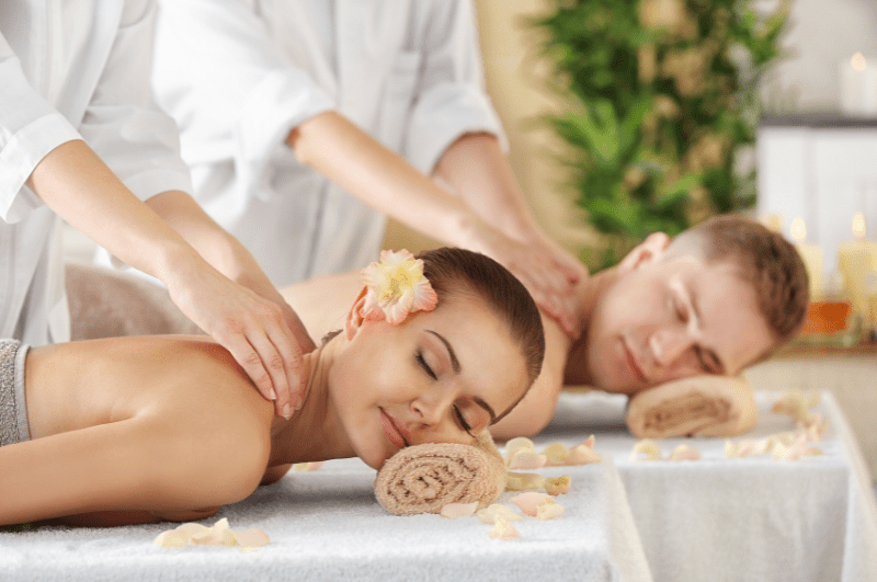 couple getting a couples massage