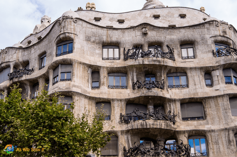 Curved lines of the front of Casa Mila Barcelona