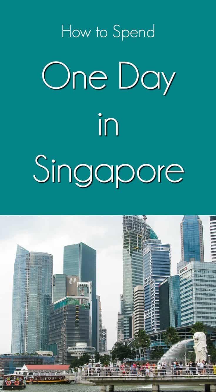 merlion park and text overlay how to spend one day in singapore