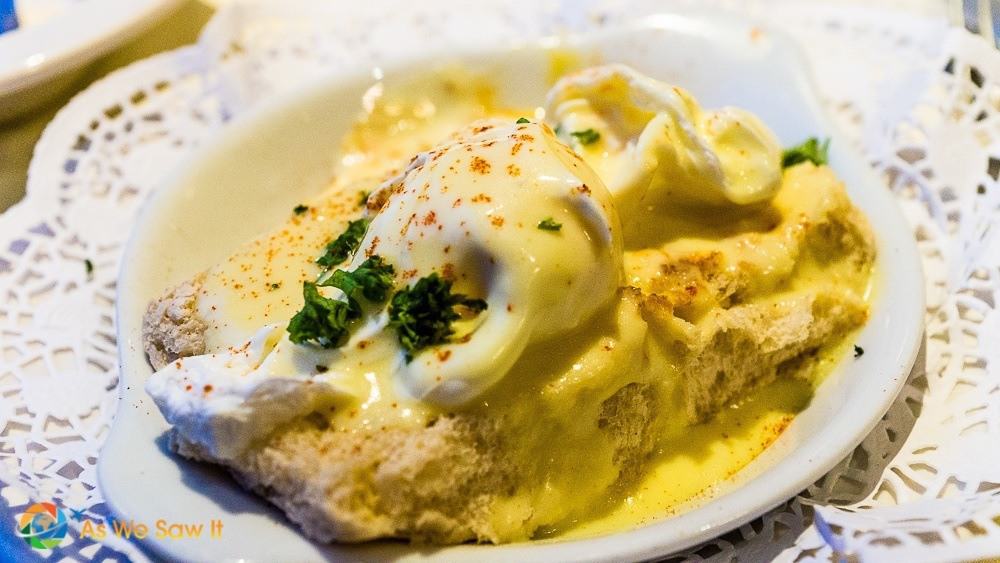 Vegetarian eggs benedict on waterford blaa